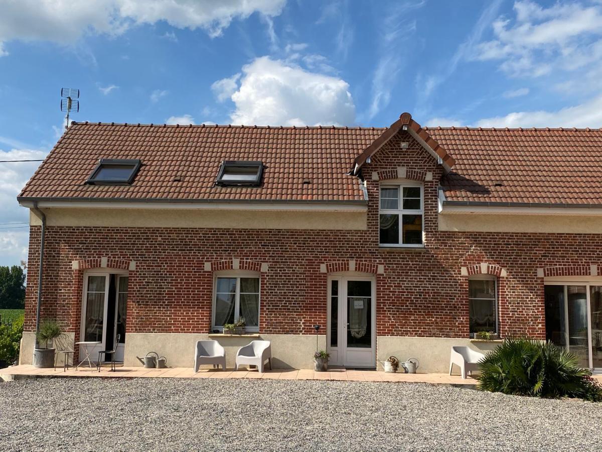 Chambres D Hotes La Suite Du 12 Brie  Exterior photo